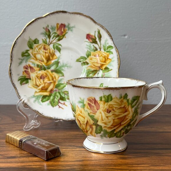 Royal Albert England Bone China Cup & Saucer Yellow Tea Rose Reg.№ 839056 1940s - Picture 2 of 15